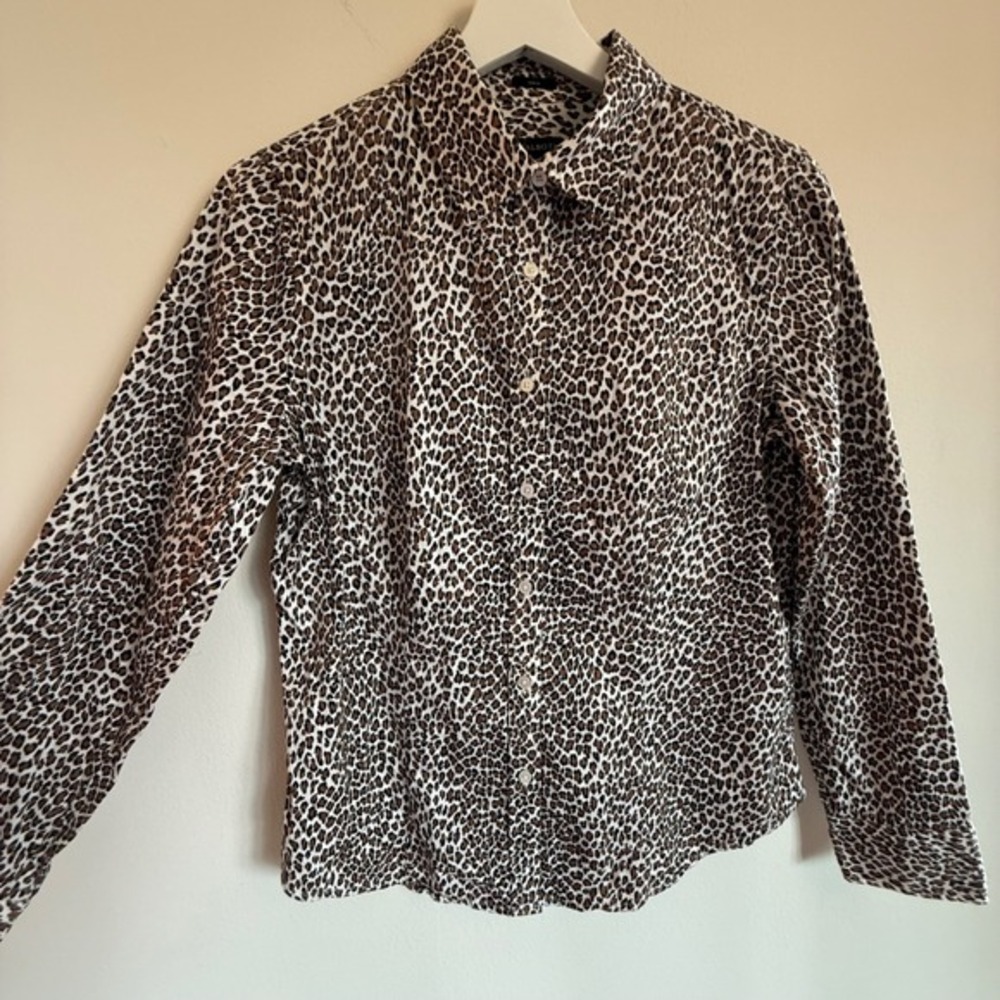 Talbots Leopard Print Button-Down Shirt – Stretch Cotton – Size‎ M (Bust 38)
